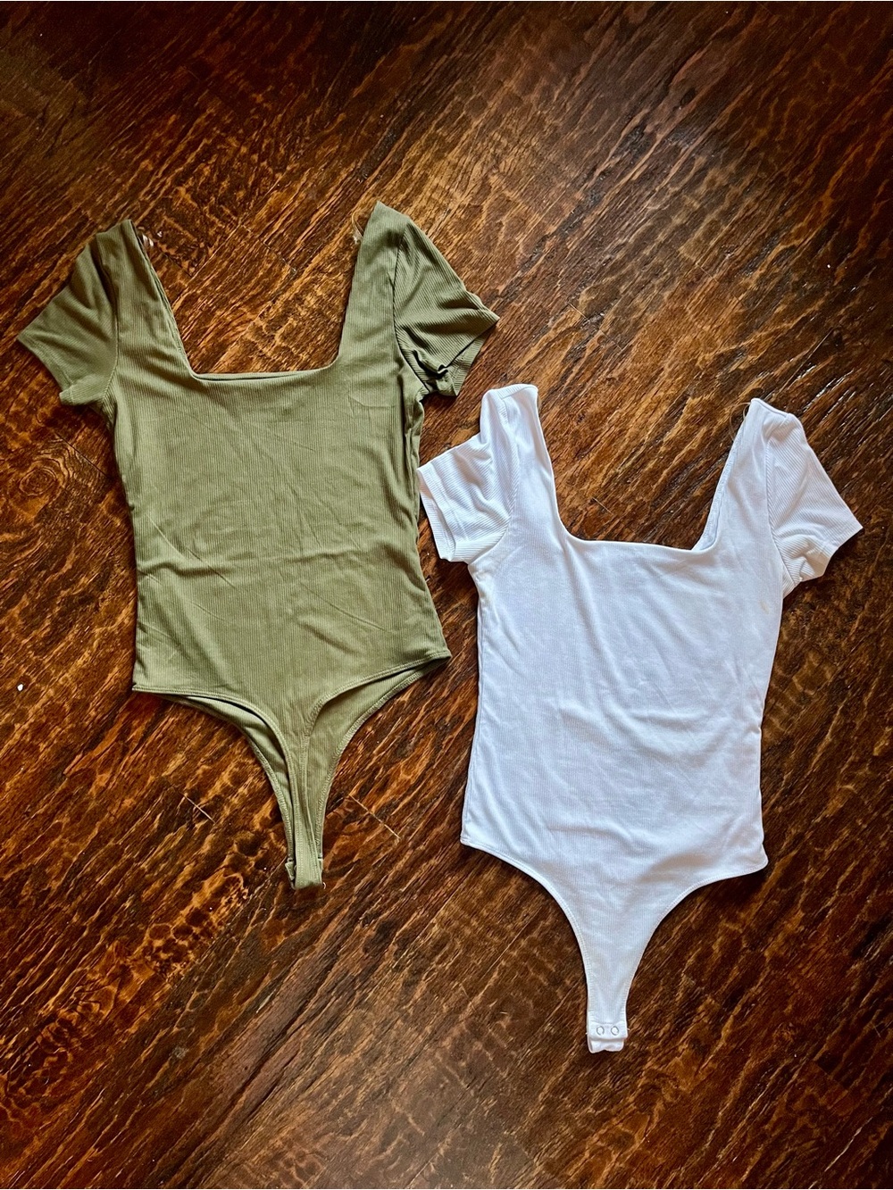 Ribbed Square Neck Short Sleeve Bodysuit Tops Bundle Olive Green White Medium